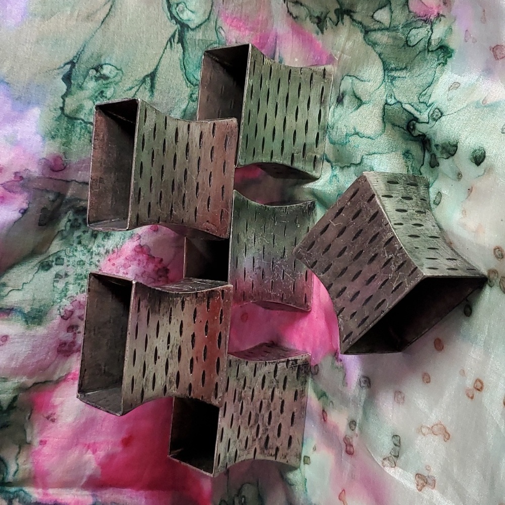 Set of 6 metal napkins rings D
